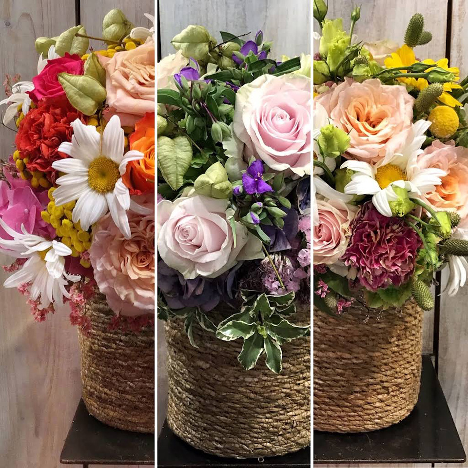 Interno del negozio Paola Avesani Fiori con fiori freschi e composizioni